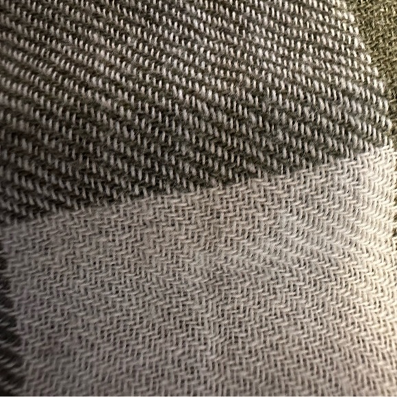 J Crew Mens M Slim Double-Weave Shirt LS Soft Button Down Style AY988 Green - Picture 5 of 11